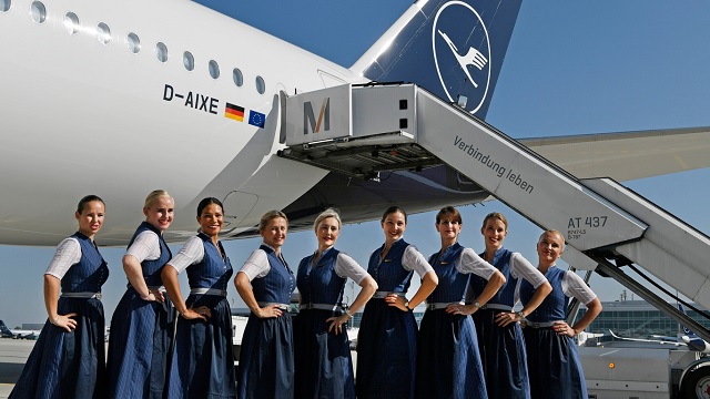 Lufthansa Kabinenbesatzung 1